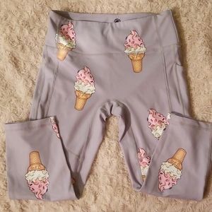 Ice Cream Skull Mid Rise Capris